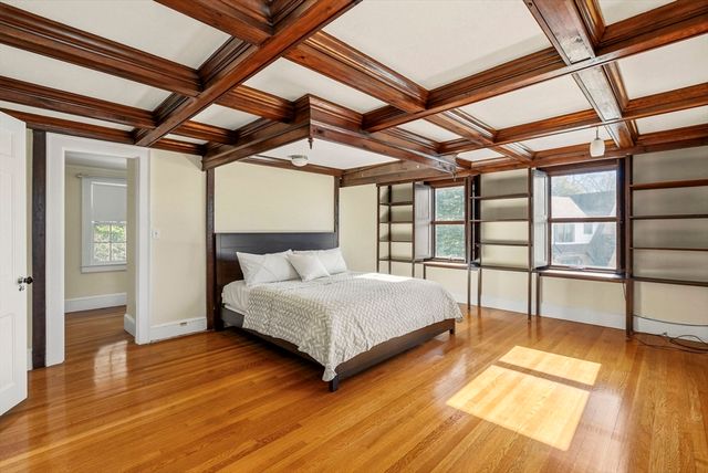 55 Dover, Longmeadow, MA 01106