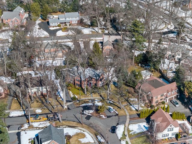 55 Dover, Longmeadow, MA 01106