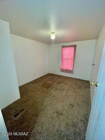 10655 W Anthony Drive, Tucson, AZ 85743