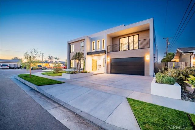 9541 Pollack Drive, Huntington Beach, CA 92646