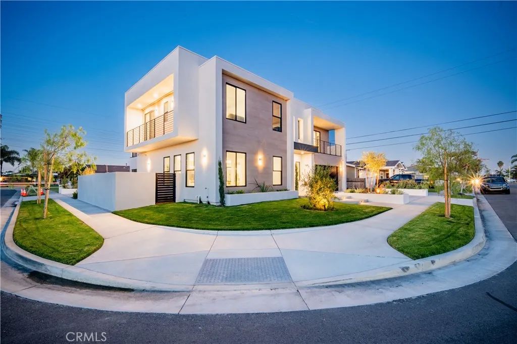 9541 Pollack Drive, Huntington Beach, CA 92646