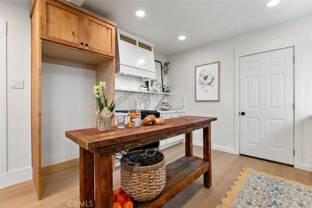 822 N Mountain View, San Bernardino, CA 92401