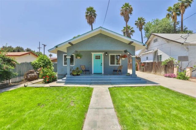 822 N Mountain View, San Bernardino, CA 92401