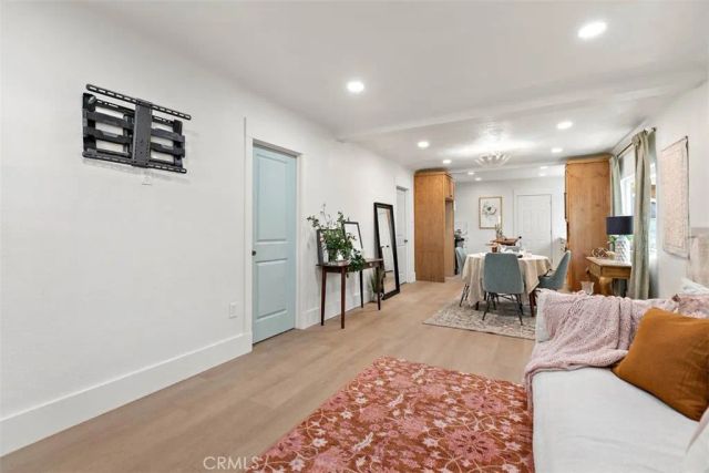 822 N Mountain View, San Bernardino, CA 92401