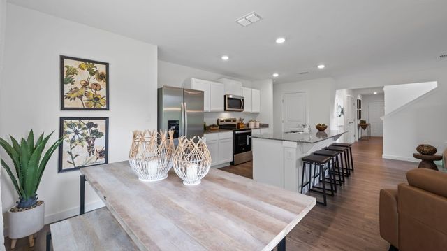 253 Old Warren School Road, Lafayette, GA 30728