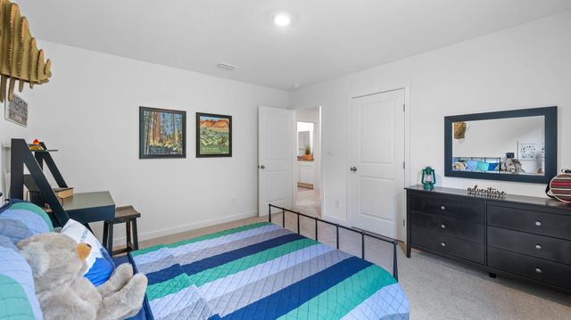 253 Old Warren School Road, Lafayette, GA 30728