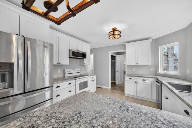 61 PINE ST, Newton, NJ 07860