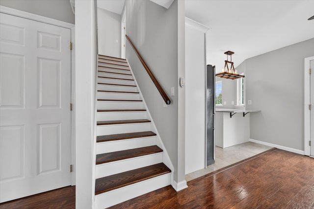 61 PINE ST, Newton, NJ 07860