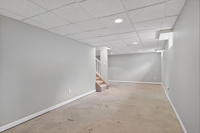 61 PINE ST, Newton, NJ 07860