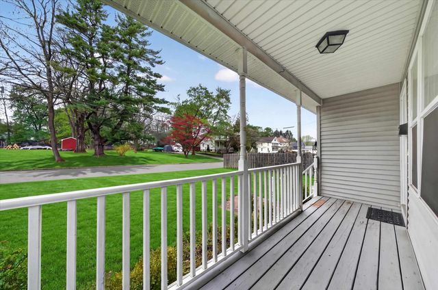 61 PINE ST, Newton, NJ 07860