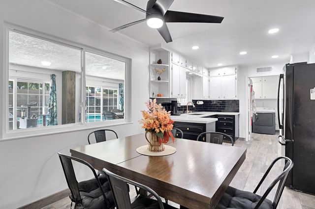 5460 N Blosser Avenue, Fresno, CA 93711