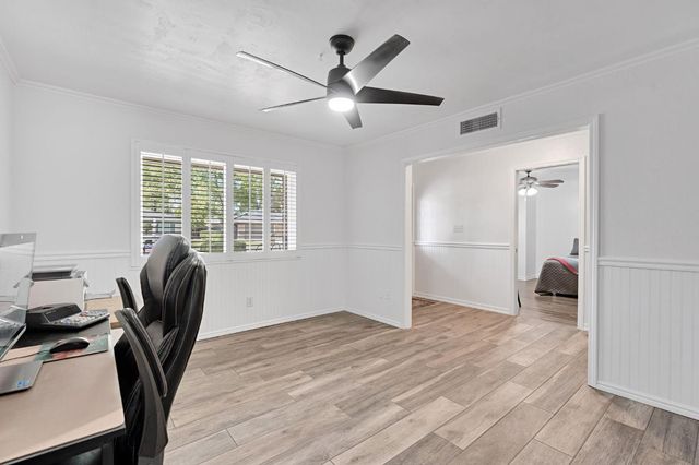 5460 N Blosser Avenue, Fresno, CA 93711