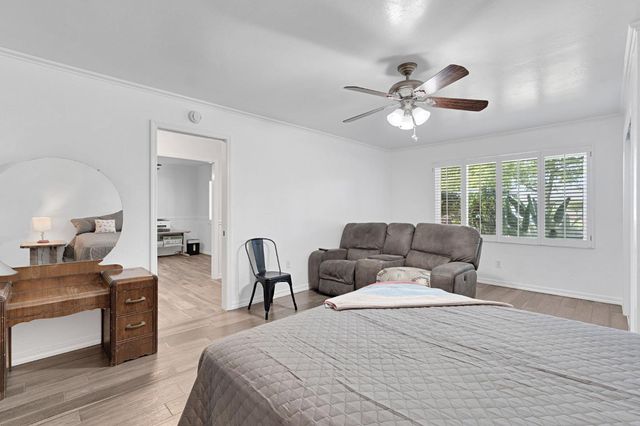 5460 N Blosser Avenue, Fresno, CA 93711