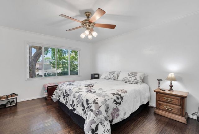 5460 N Blosser Avenue, Fresno, CA 93711