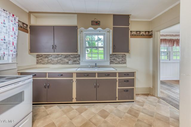 320 Virgil Avenue, Kingsport, TN 37665