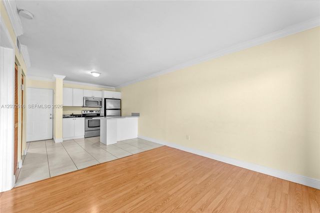 8240 SW 210th 106, Cutler Bay, FL 33189