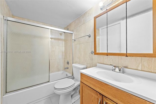 8240 SW 210th 106, Cutler Bay, FL 33189