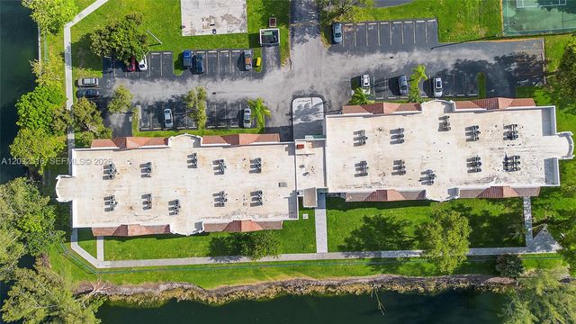 8240 SW 210th 106, Cutler Bay, FL 33189