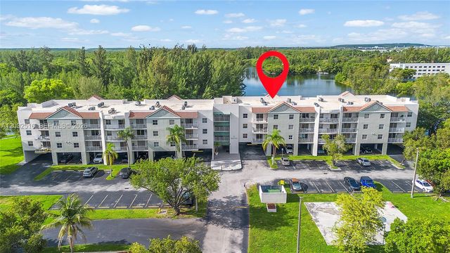 8240 SW 210th 106, Cutler Bay, FL 33189