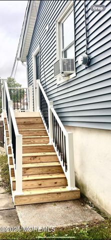 13 Willow Street, Port Monmouth, NJ 07758