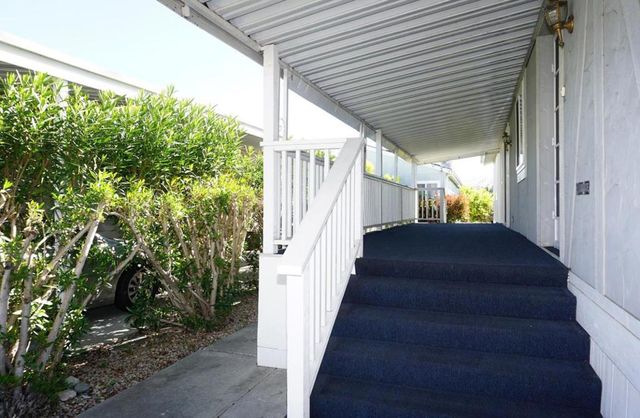 1050 Borregas Avenue, Sunnyvale, CA 94089