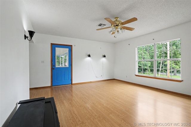 22488 E Carters Landing Road, Park Hill, OK 74451