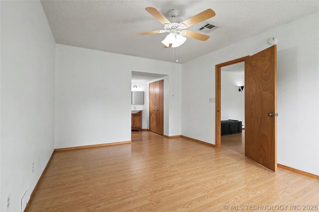 22488 E Carters Landing Road, Park Hill, OK 74451