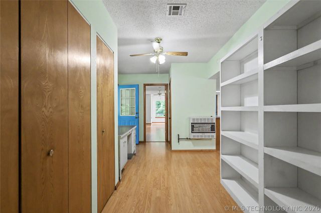 22488 E Carters Landing Road, Park Hill, OK 74451