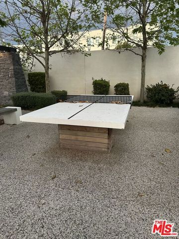 2913 Exposition Place 2, Los Angeles, CA 90018