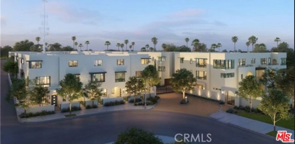 2913 Exposition Place 2, Los Angeles, CA 90018