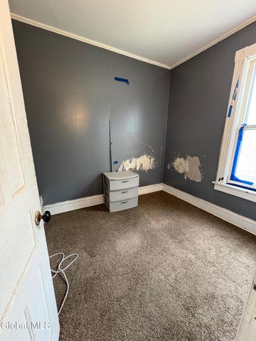 1723 Broadway, Schenectady, NY 12306