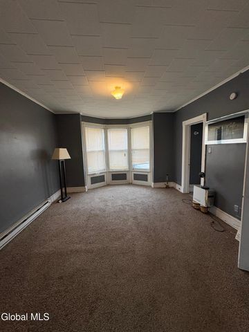 1723 Broadway, Schenectady, NY 12306