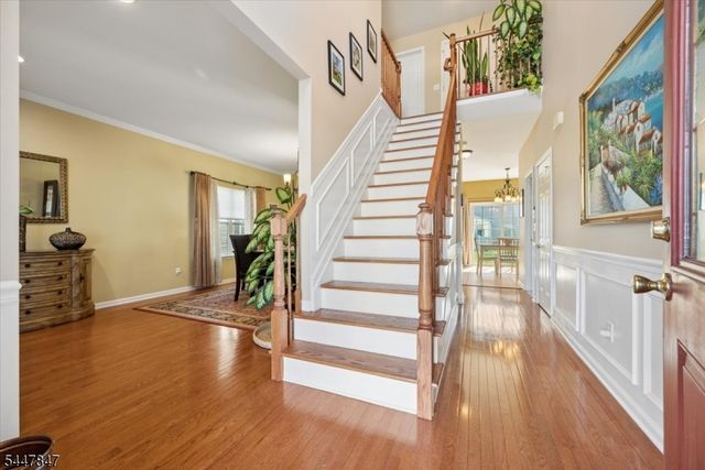 8 Hopkinson Ln, Franklin Twp., NJ 08873