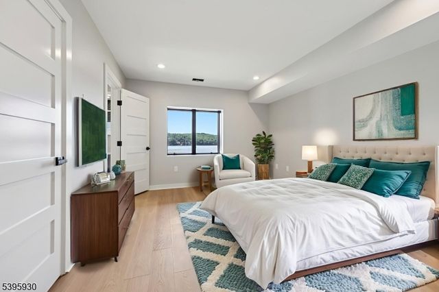 12 Rocky Point Rd, West Milford Twp., NJ 07421