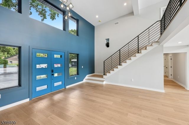 12 Rocky Point Rd, West Milford Twp., NJ 07421