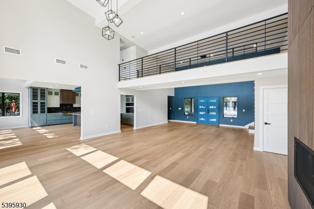 12 Rocky Point Rd, West Milford Twp., NJ 07421