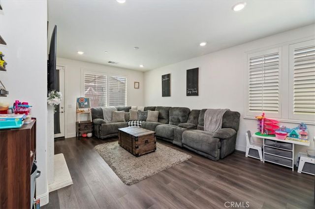 3904 Arrow Wood, San Bernardino, CA 92407