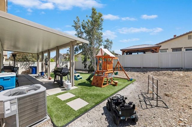 3904 Arrow Wood, San Bernardino, CA 92407