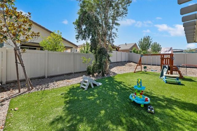 3904 Arrow Wood, San Bernardino, CA 92407