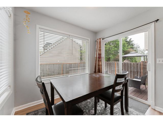 14610 Nw DAWNWOOD Dr, Portland, OR 97229