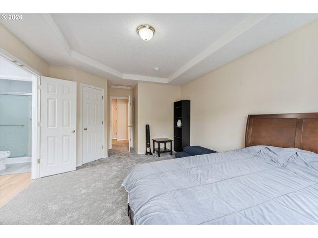 14610 Nw DAWNWOOD Dr, Portland, OR 97229