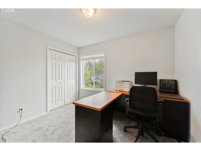 14610 Nw DAWNWOOD Dr, Portland, OR 97229