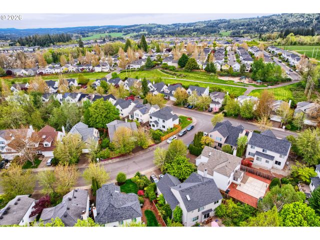 14610 Nw DAWNWOOD Dr, Portland, OR 97229