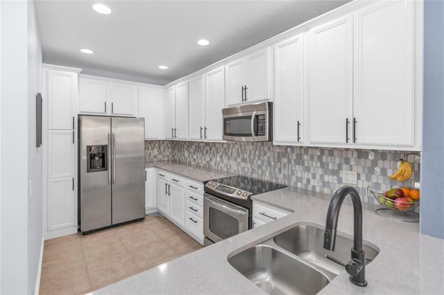8418 LEATHERLEAF LANE, Orlando, FL 32827
