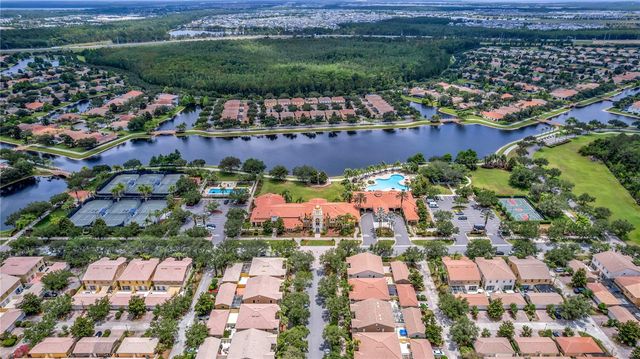 8418 LEATHERLEAF LANE, Orlando, FL 32827