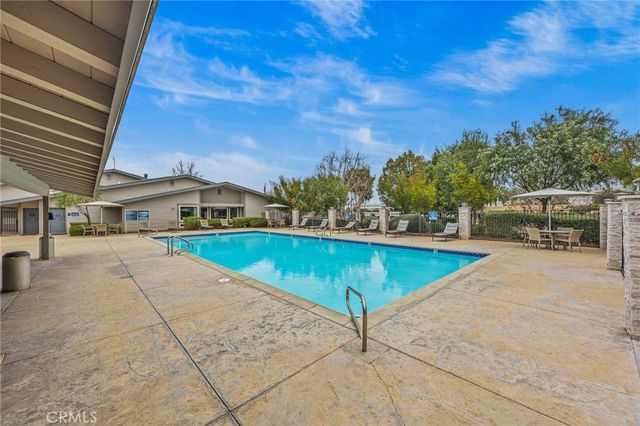 1550 Rimpau 129, Corona, CA 92881