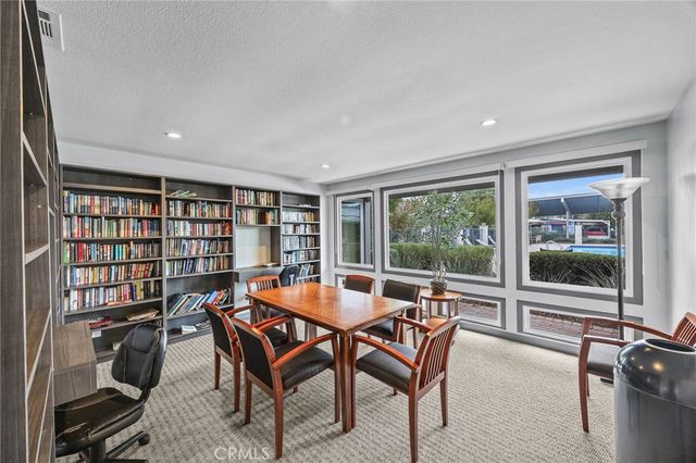 1550 Rimpau 129, Corona, CA 92881