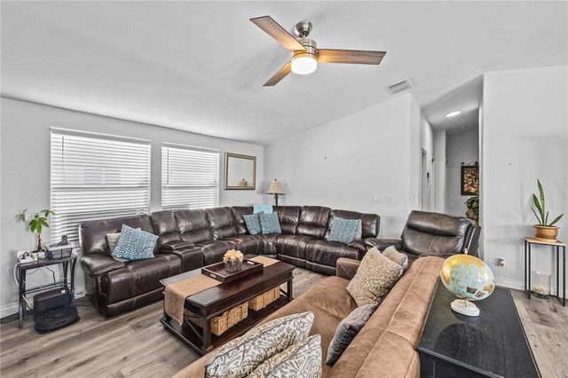 1550 Rimpau 129, Corona, CA 92881