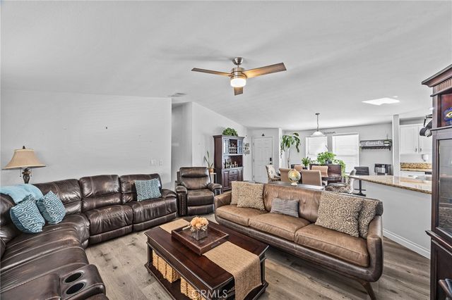 1550 Rimpau 129, Corona, CA 92881