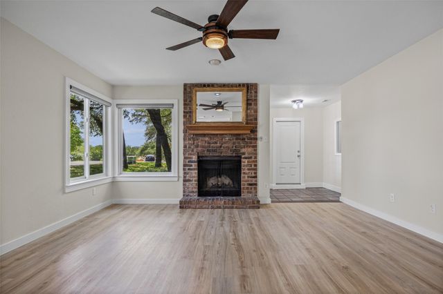 3211 Canter LN, Austin, TX 78759